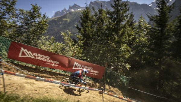 A Champéry, la piste de championnat du monde de descente à VTT en a fait suer plus d'un 